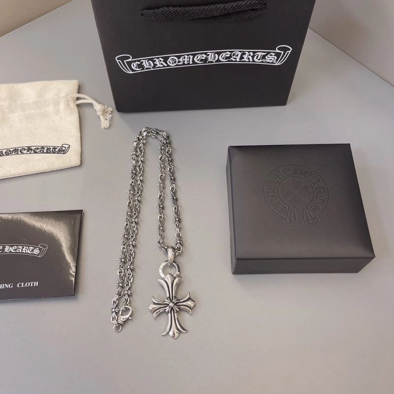 Lightweight Chrome Hearts Necklaces 242233