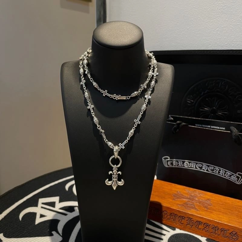Lightweight Chrome Hearts Necklaces 242210