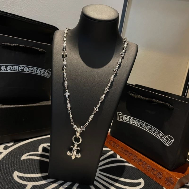 Lightweight Chrome Hearts Necklaces 242210