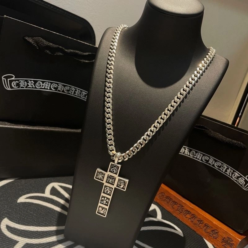 Soft Chrome Hearts Necklaces 242186