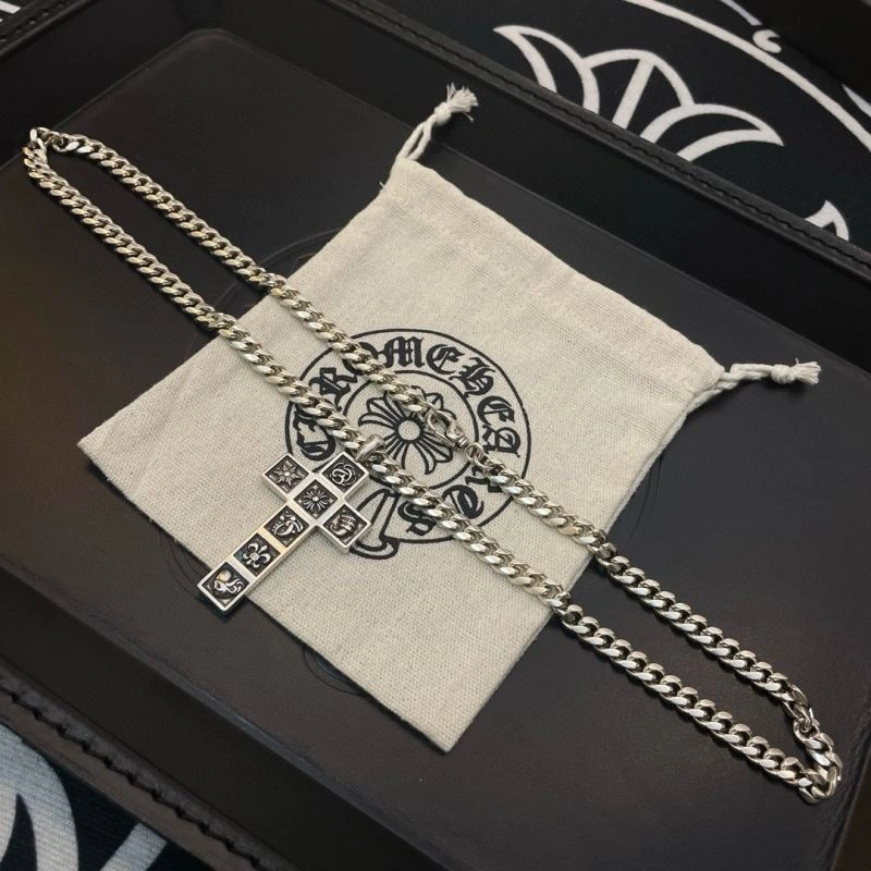 Soft Chrome Hearts Necklaces 242186
