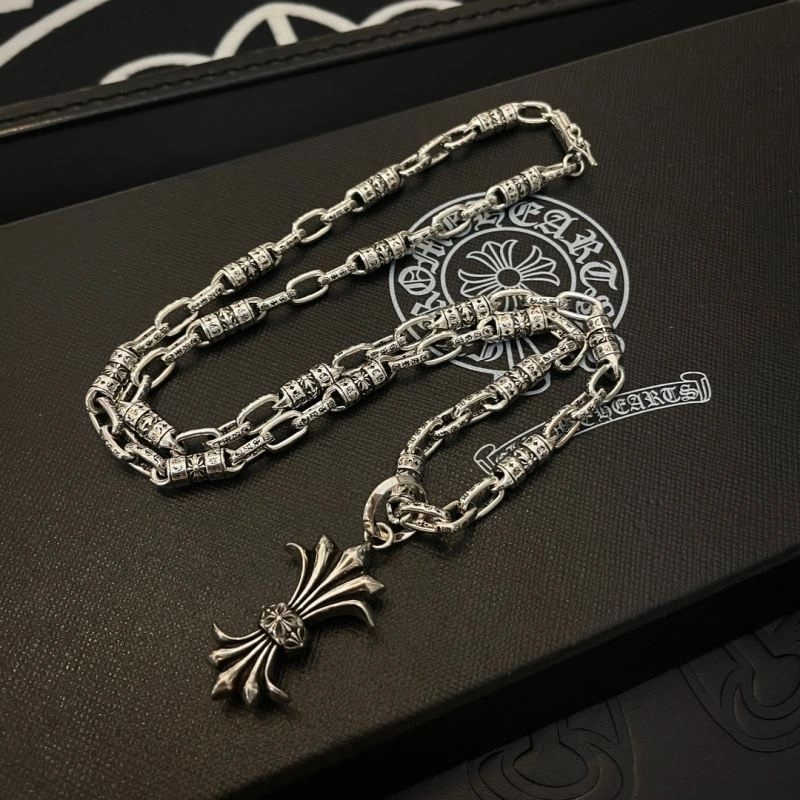 Sleek Chrome Hearts Necklaces 242147