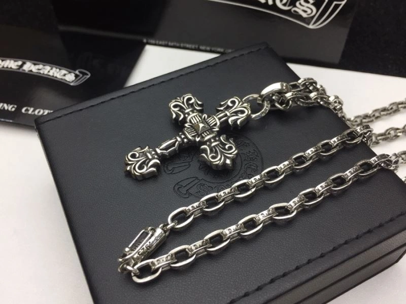 Lightweight Chrome Hearts Necklaces 242081