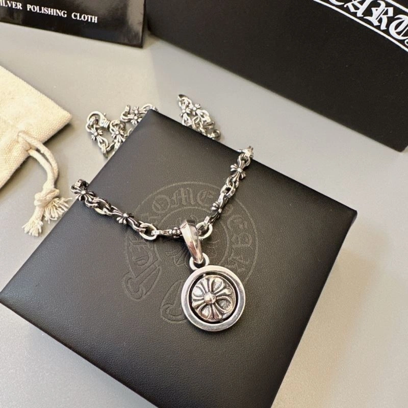 Fashionable Chrome Hearts Necklaces 242040