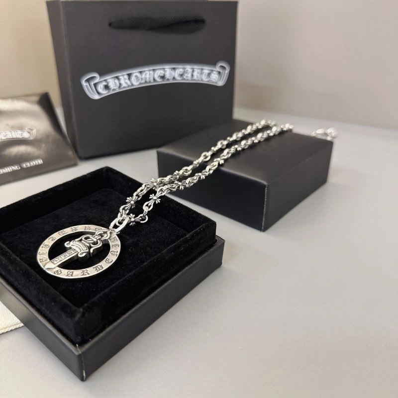 Fashionable Chrome Hearts Necklaces 242055