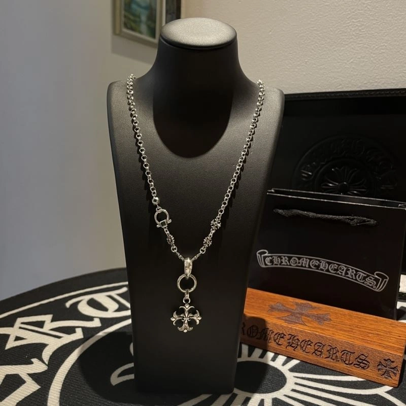 Effortless Chrome Hearts Necklaces 242025