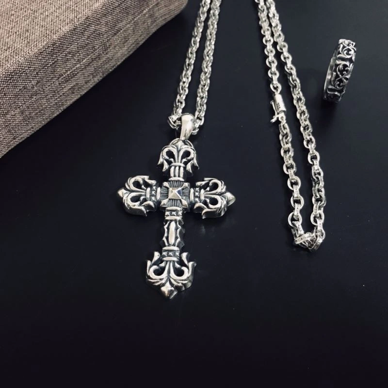 Soft Chrome Hearts Necklaces 241987