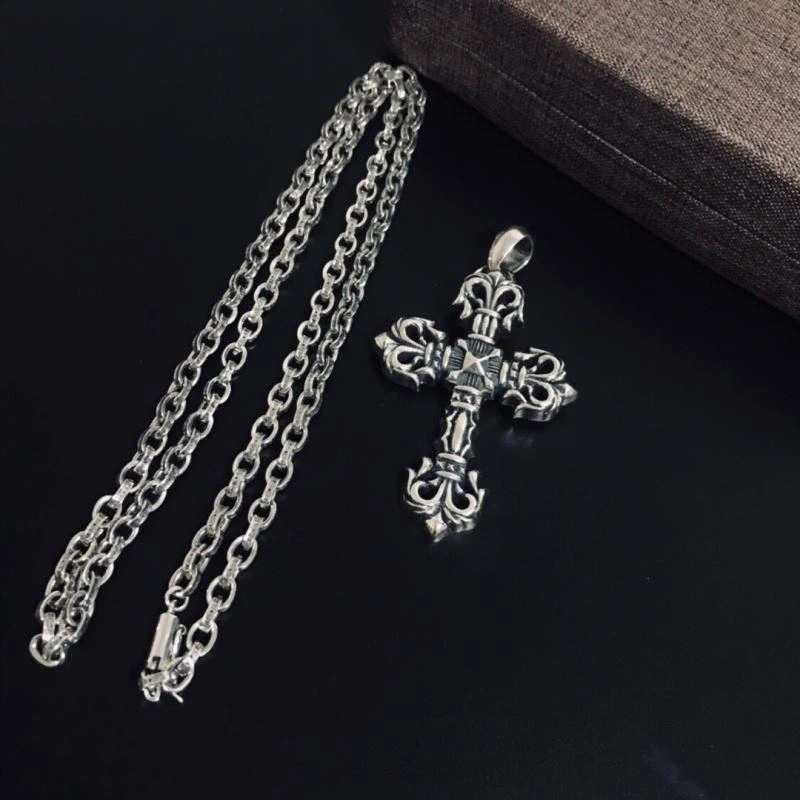 Soft Chrome Hearts Necklaces 241987