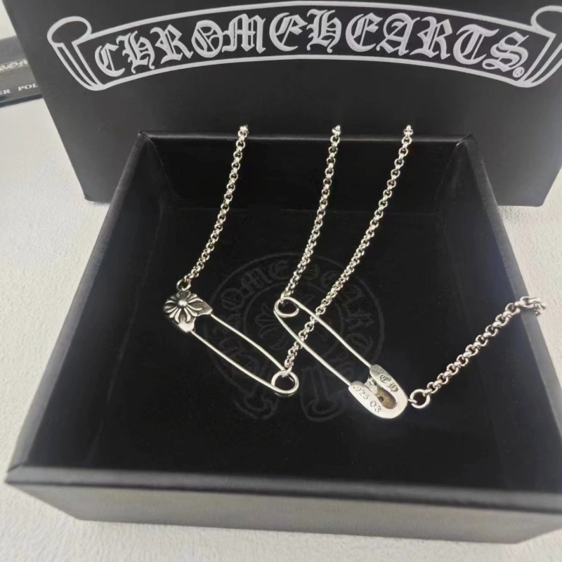Sustainable Chrome Hearts Necklaces 242733
