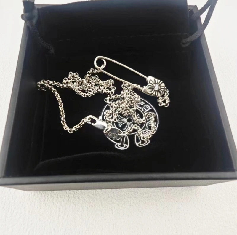 Sustainable Chrome Hearts Necklaces 242733