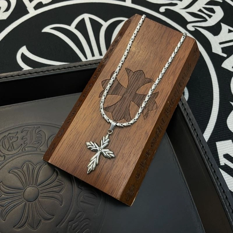 Unisex Chrome Hearts Necklaces 242705