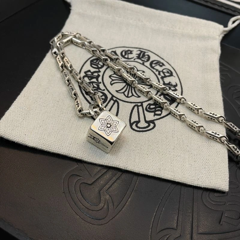 Chrome Hearts Necklaces Stylish 242724