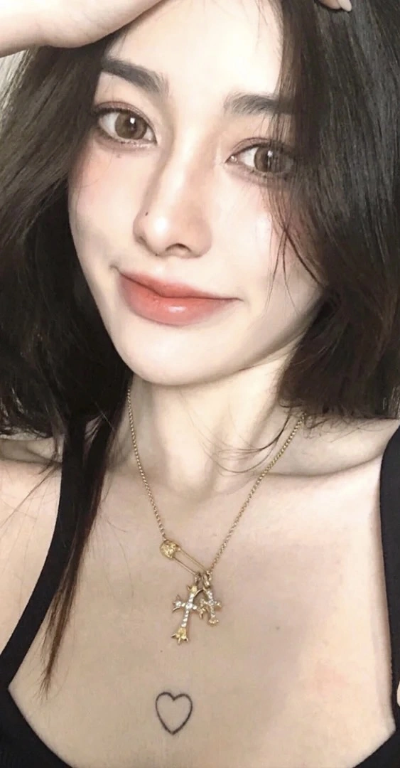 Unique Chrome Hearts Necklaces 242730