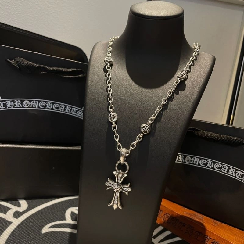 Sophisticated Chrome Hearts Necklaces 242692