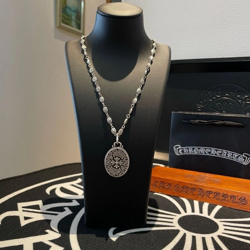 Resilient Chrome Hearts Necklaces 242660