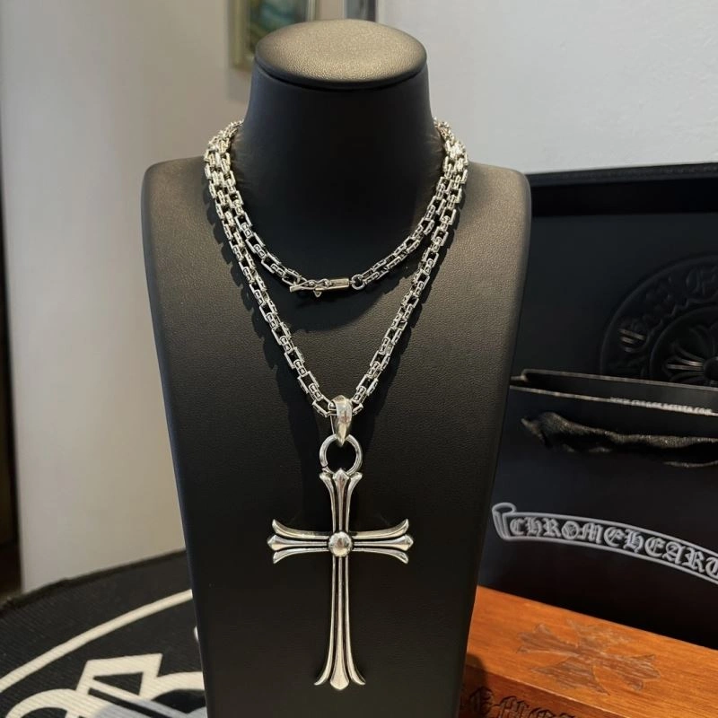 Fashionable Chrome Hearts Necklaces 242675