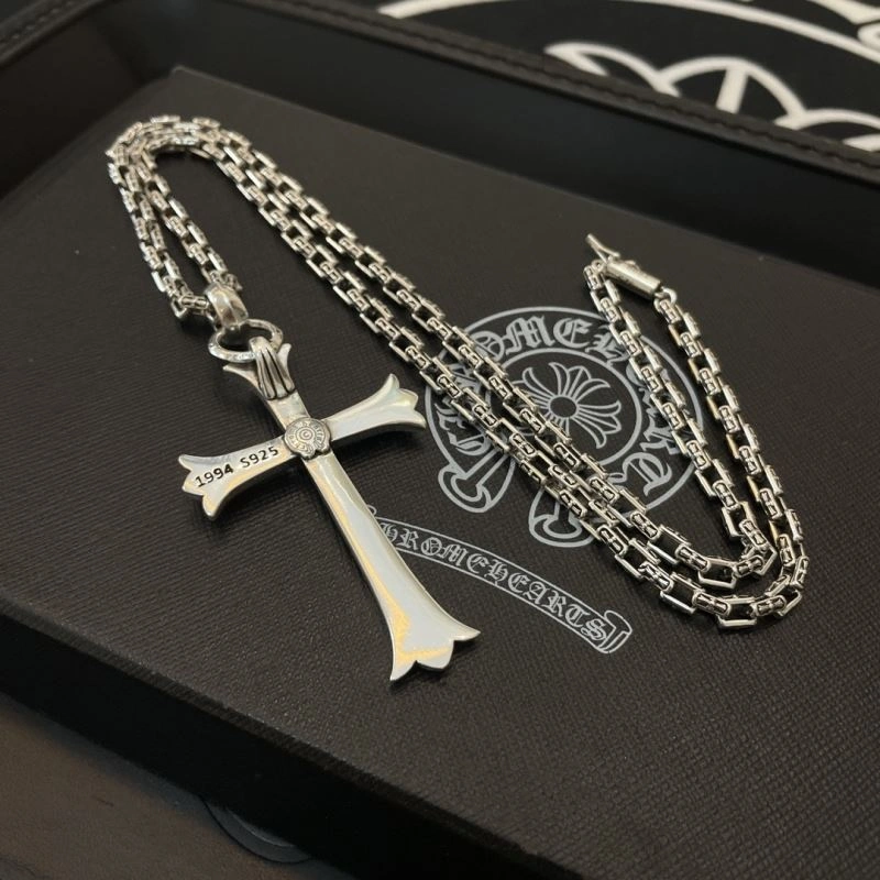 Fashionable Chrome Hearts Necklaces 242675
