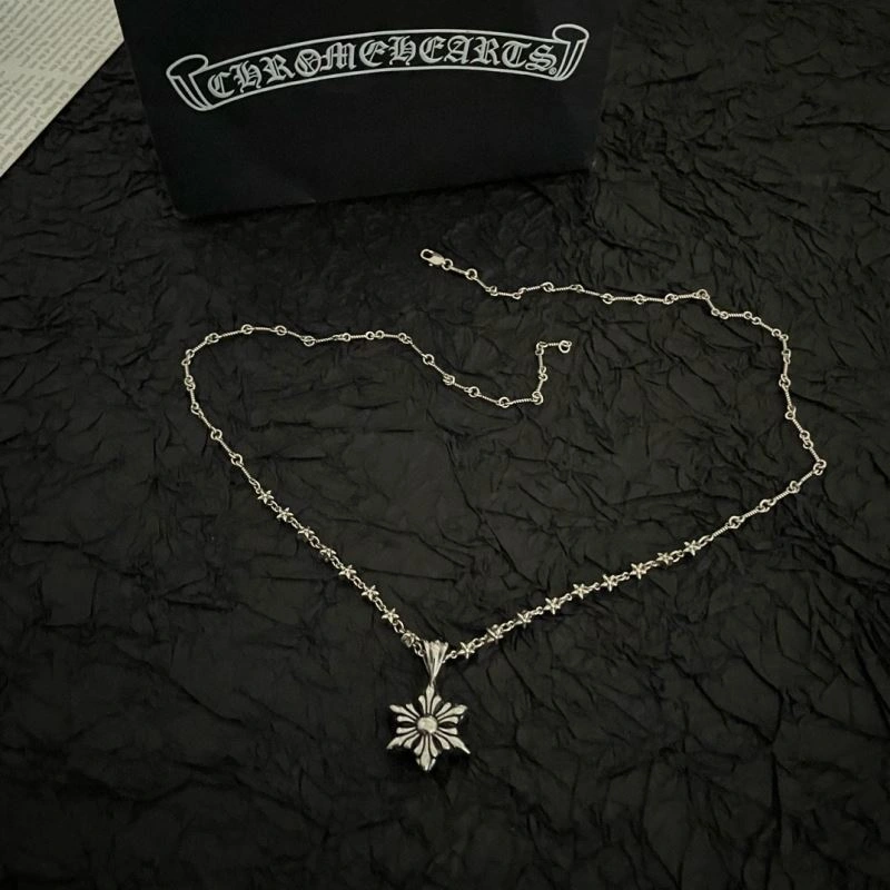 Efficient Chrome Hearts Necklaces 242654