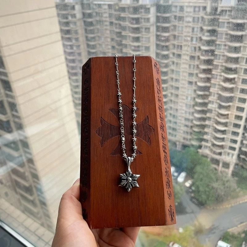Efficient Chrome Hearts Necklaces 242654