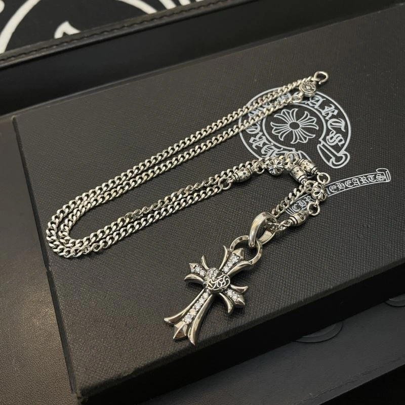 Effortless Chrome Hearts Necklaces 242641