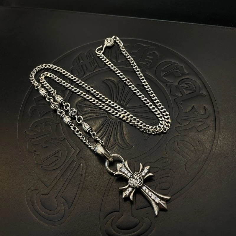 Effortless Chrome Hearts Necklaces 242641