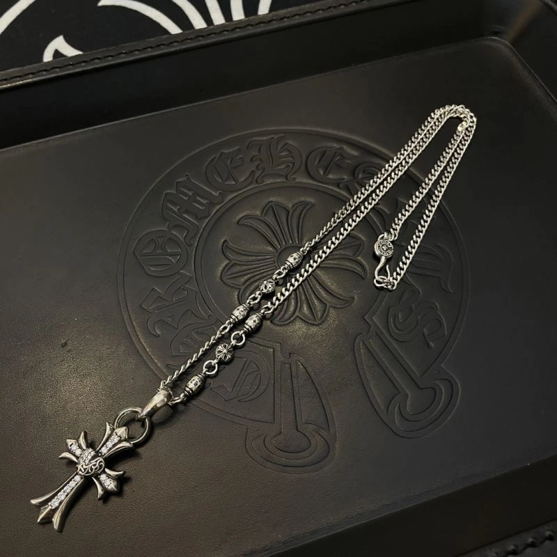 Effortless Chrome Hearts Necklaces 242641
