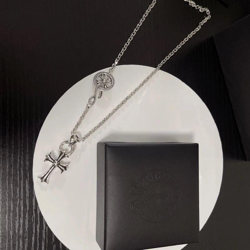 Youthful Chrome Hearts Necklaces 242644