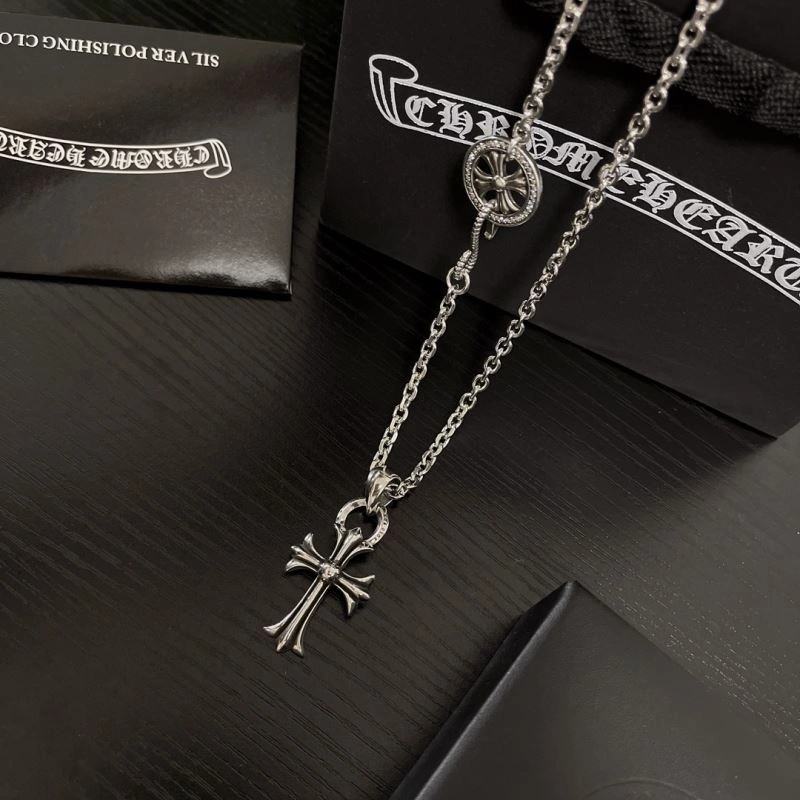 Youthful Chrome Hearts Necklaces 242644
