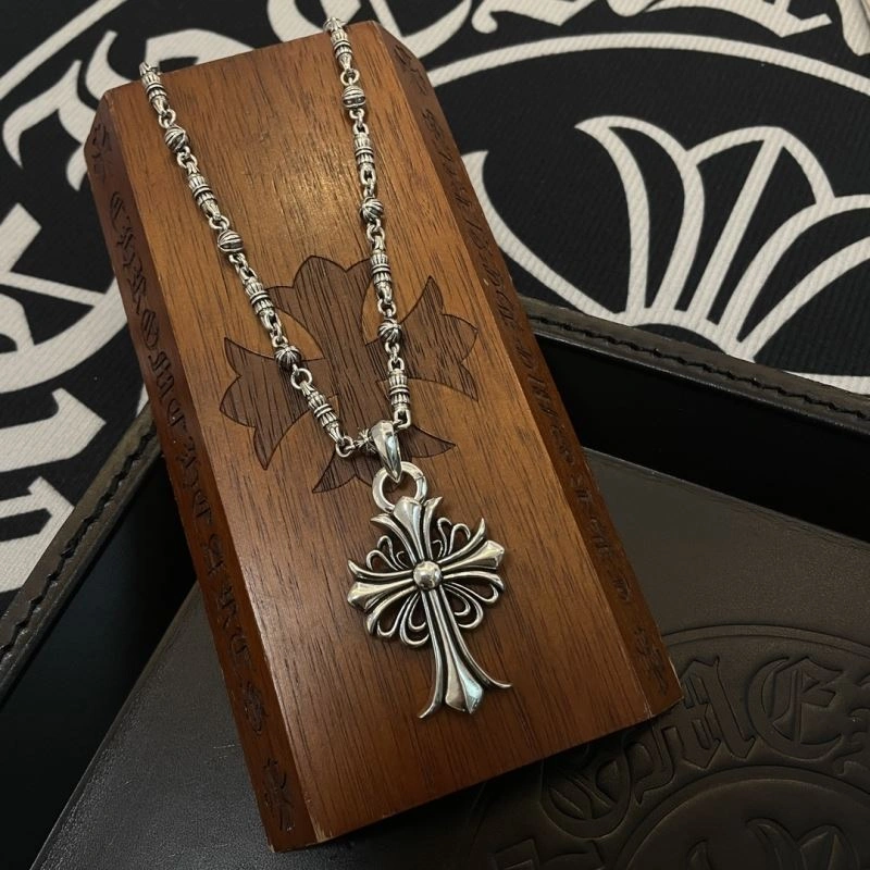 Bold Chrome Hearts Necklaces 242610