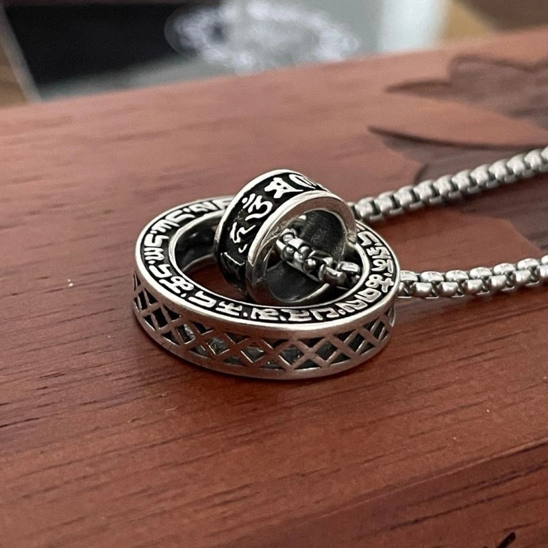 Bright Chrome Hearts Necklaces 242603