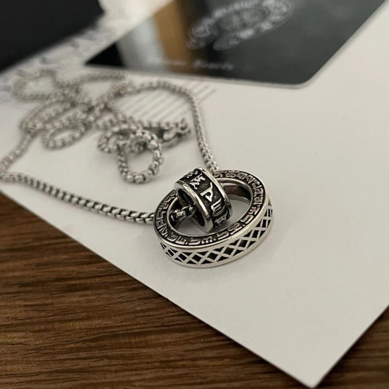 Bright Chrome Hearts Necklaces 242603