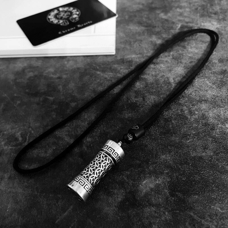 Breathable Chrome Hearts Necklaces 242601