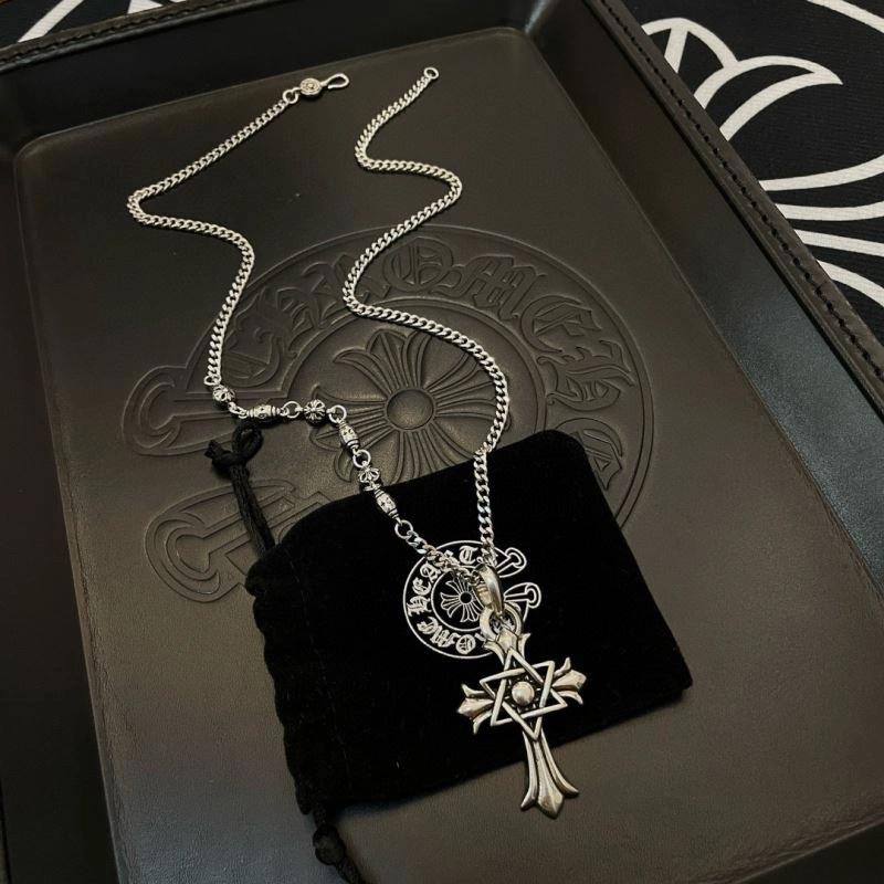 Vibrant Chrome Hearts Necklaces 242486