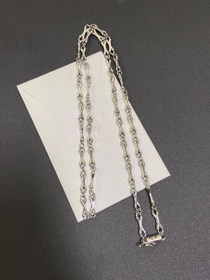 Thermal Chrome Hearts Necklaces 242450