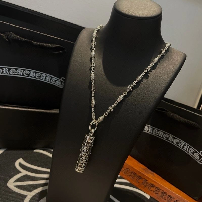 Fashionable Chrome Hearts Necklaces 242453