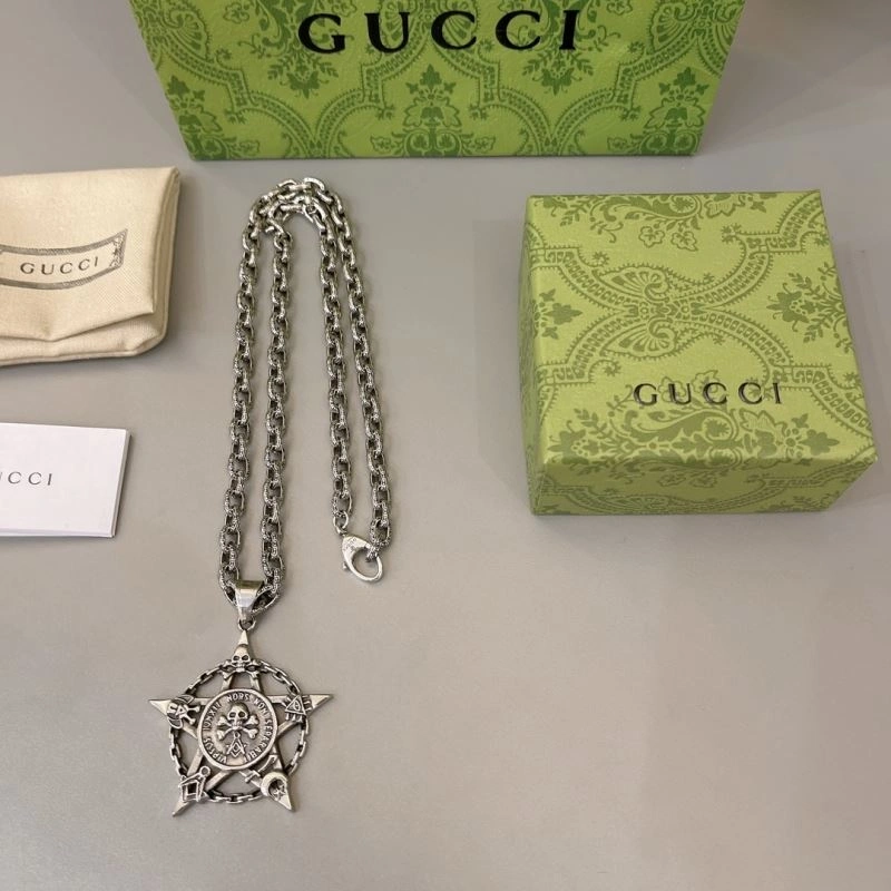 Snug Chrome Hearts Necklaces 242437