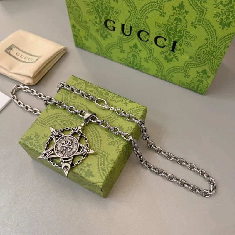 Snug Chrome Hearts Necklaces 242437