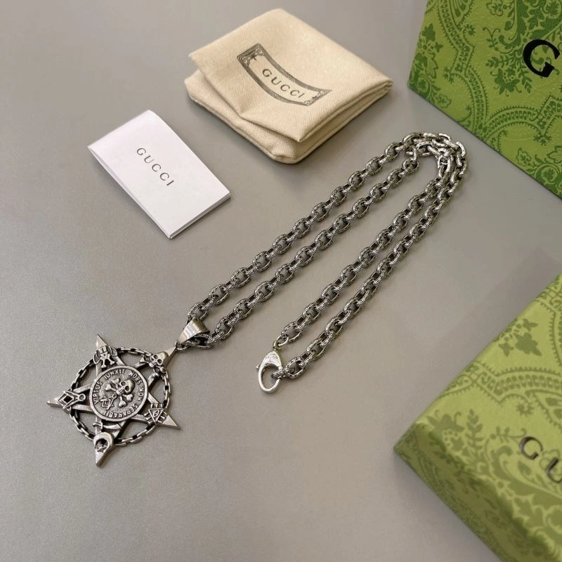 Snug Chrome Hearts Necklaces 242437