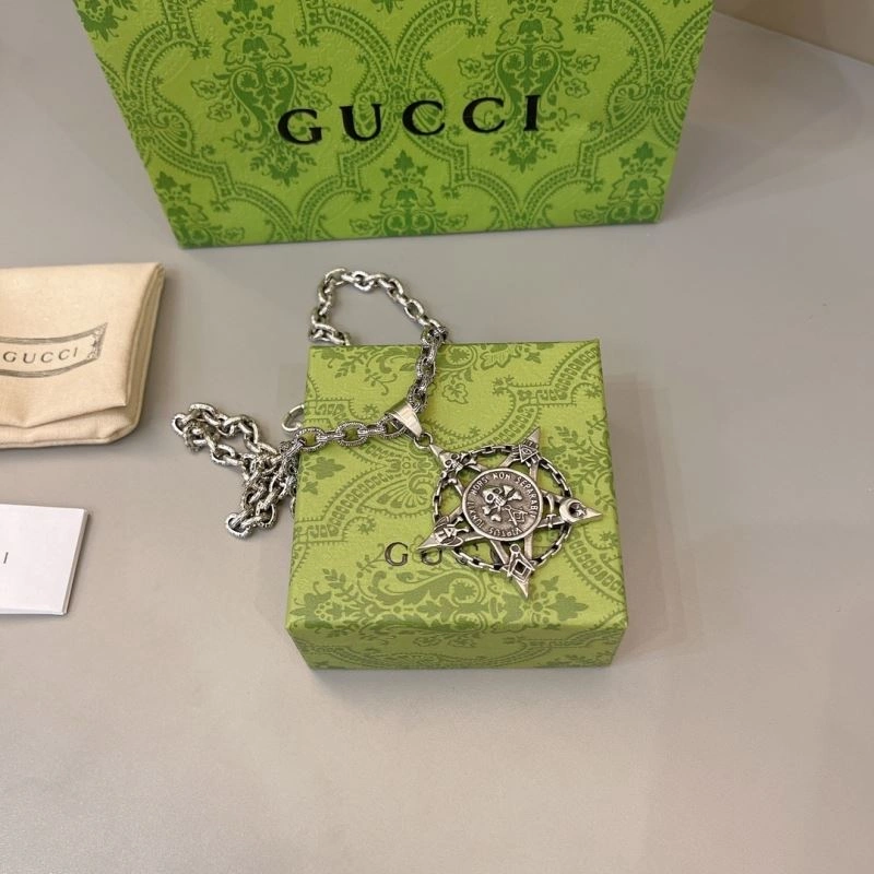 Snug Chrome Hearts Necklaces 242437