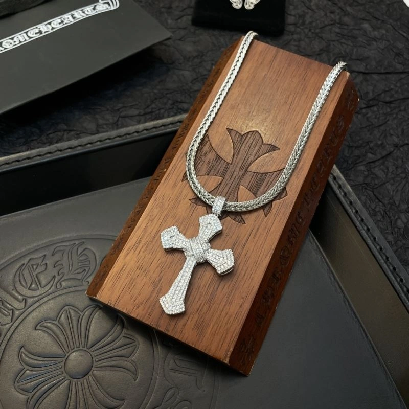 Sophisticated Chrome Hearts Necklaces 242427
