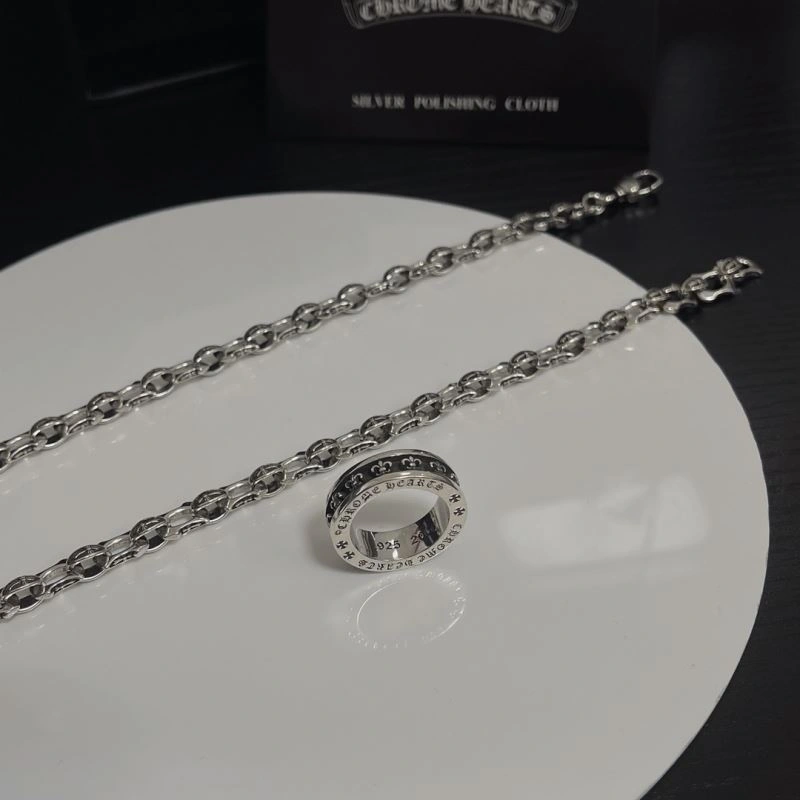 Flexible Chrome Hearts Necklaces 242403
