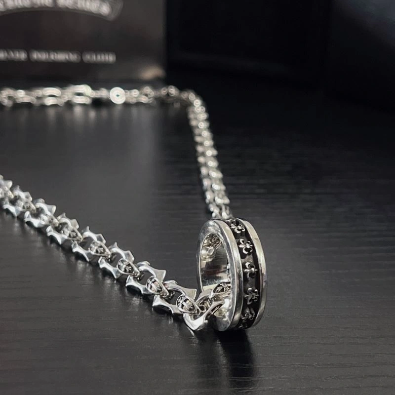 Flexible Chrome Hearts Necklaces 242403