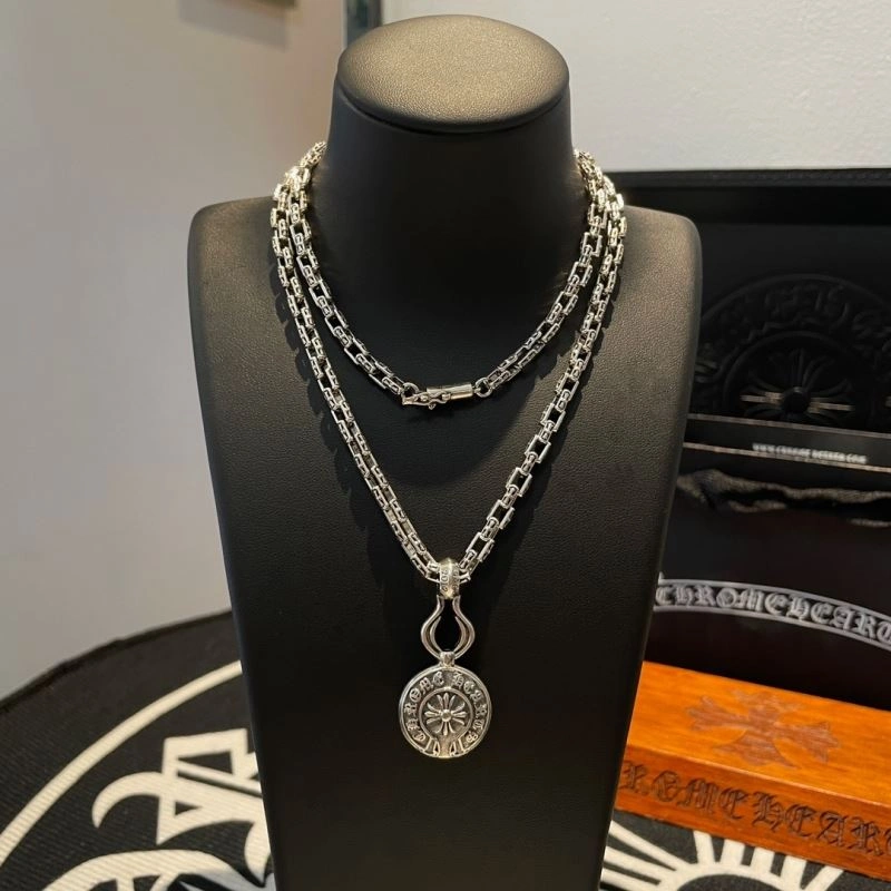 Durable Chrome Hearts Necklaces 242379