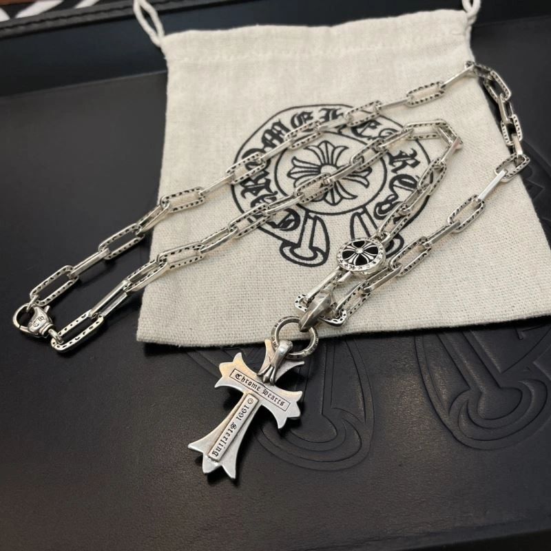 WaterResistant Chrome Hearts Necklaces 242390