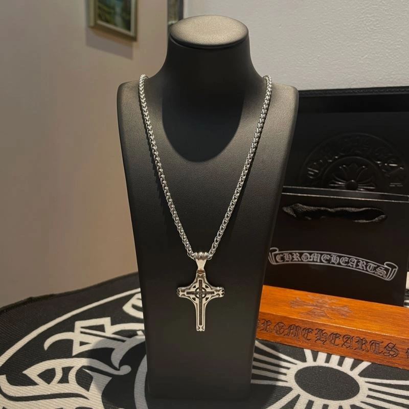 Soft Chrome Hearts Necklaces 242373