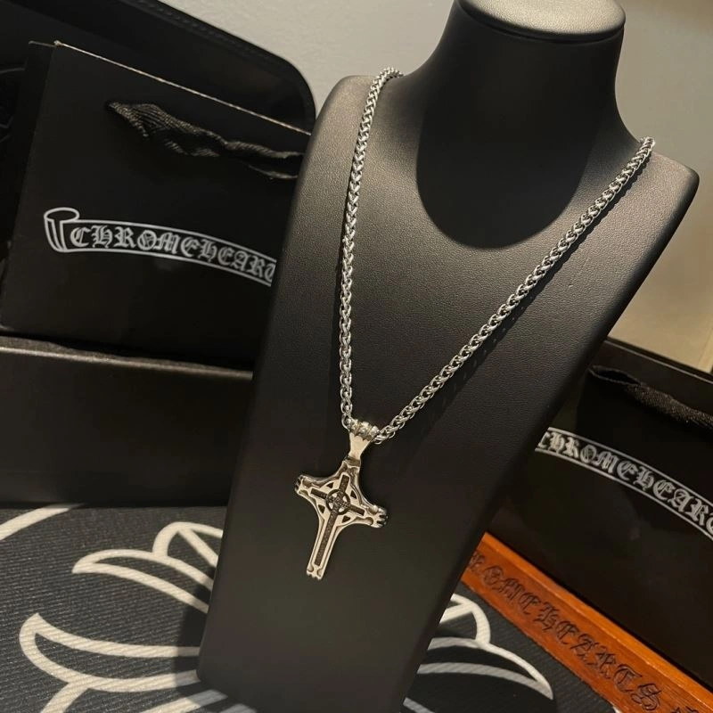 Soft Chrome Hearts Necklaces 242373