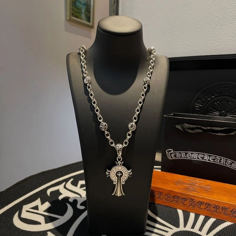 Trendsetting Chrome Hearts Necklaces 242377