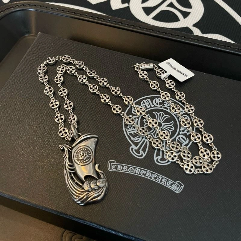 Youthful Chrome Hearts Necklaces 242329