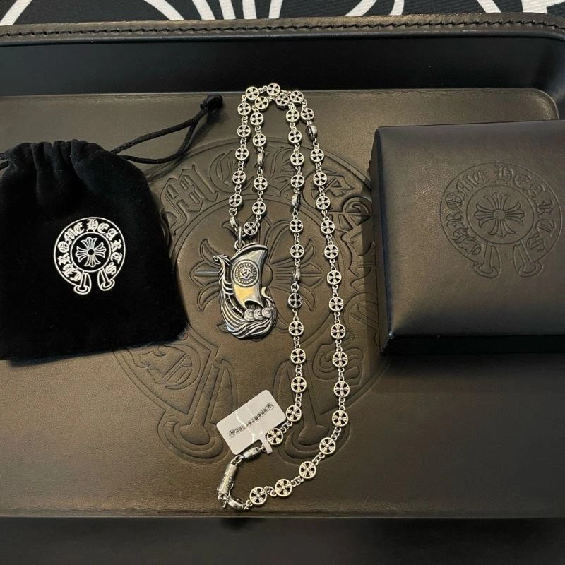 Youthful Chrome Hearts Necklaces 242329