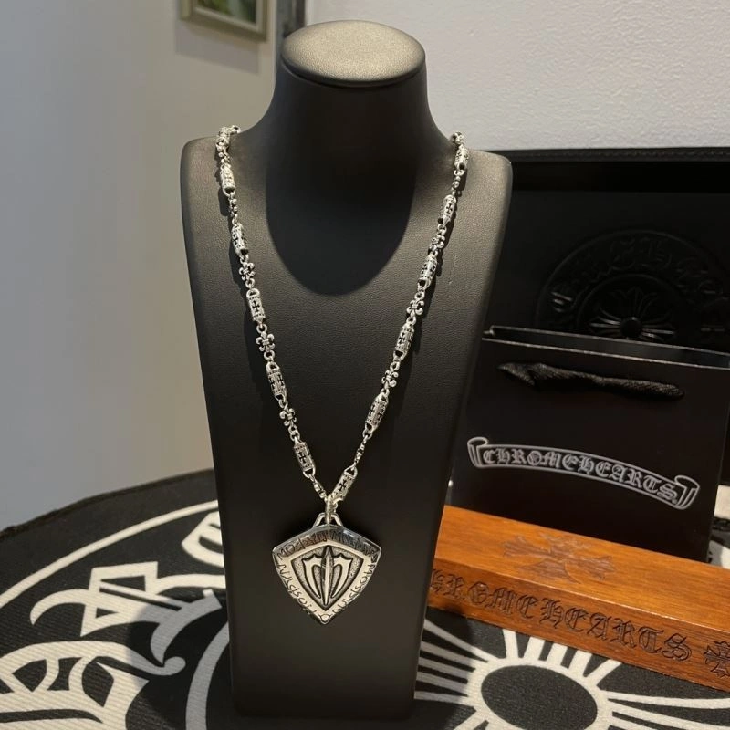 Bright Chrome Hearts Necklaces 242342